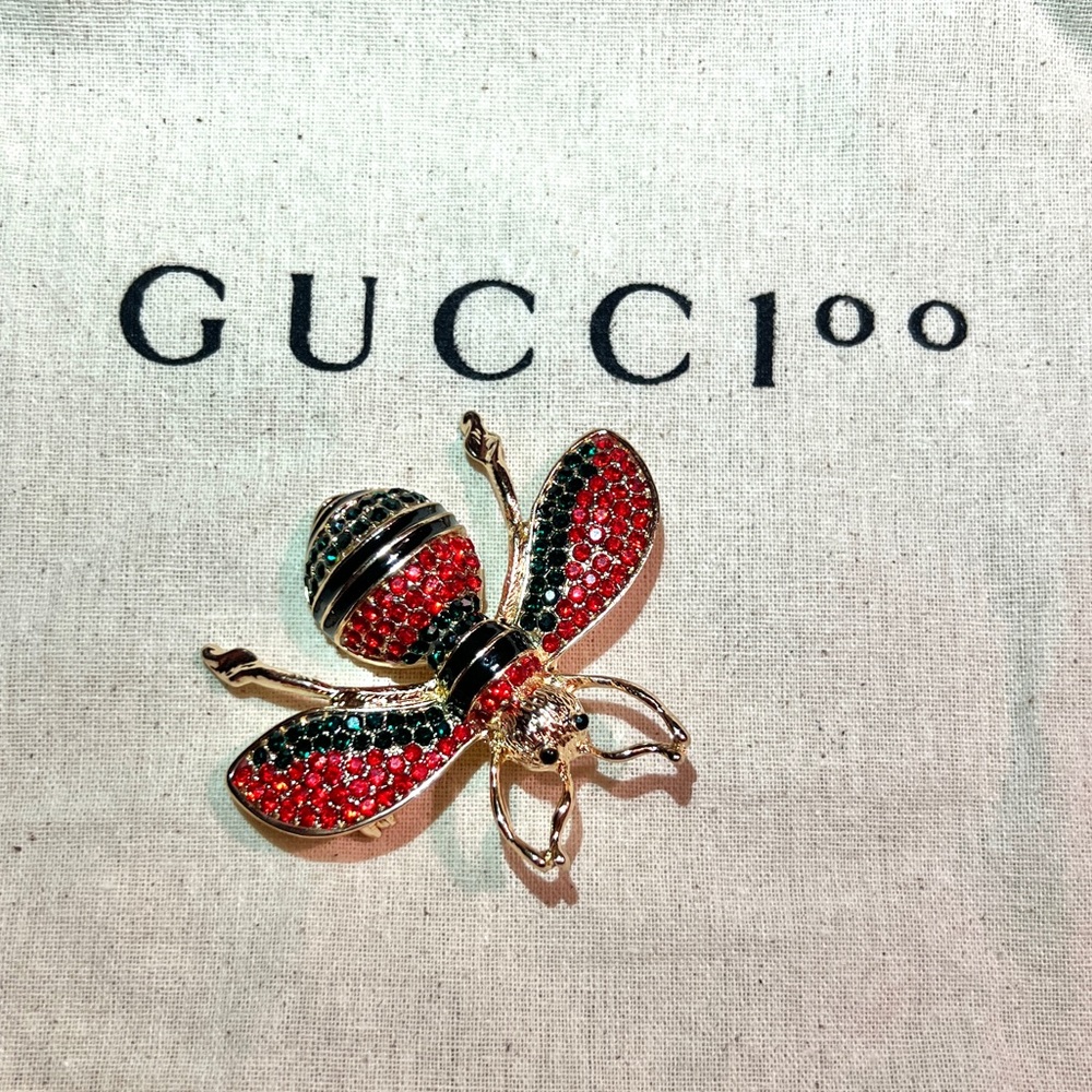 Designer Style Bee Rhinestone Brooch - Picture 6 of 9